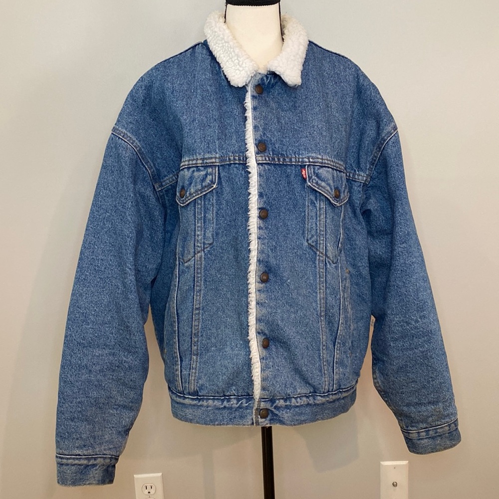 Vintage Levi’s faux Sherpa lined jean jacket made in USA normcore 80’s